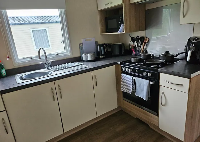 Beautiful 10 Berth Caravan